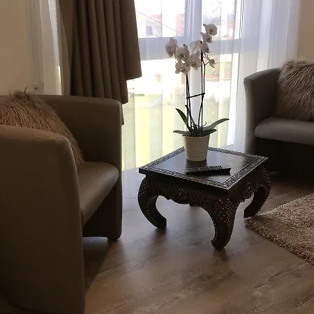 Shania * Übersee