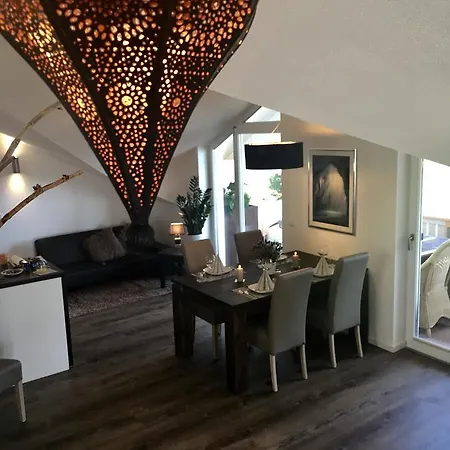 Shania * Übersee